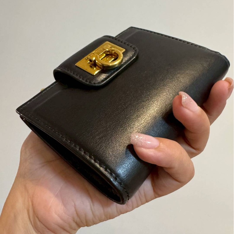 Salvatore Ferragamo 黑色 短夾 中夾 皮夾 皮包 卡包 卡夾 零錢包-12