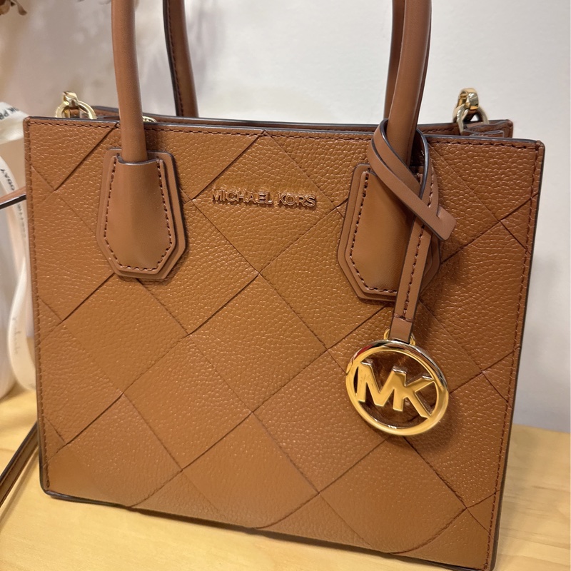 Michael Kors mercer三層手提斜背包-5