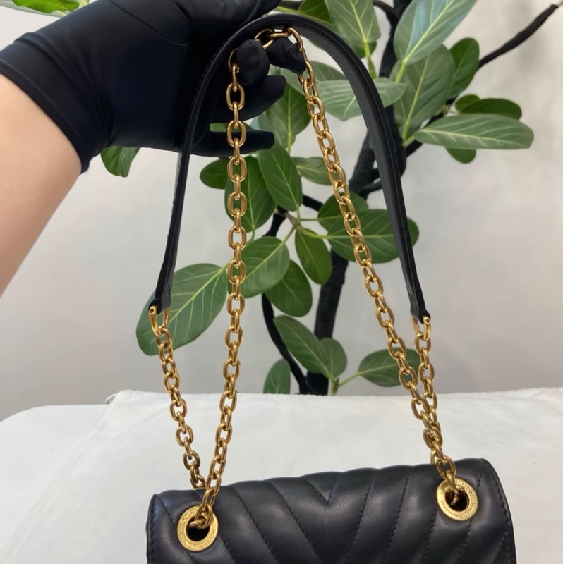 Lv New Wave small-16