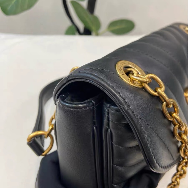 Lv New Wave small-24