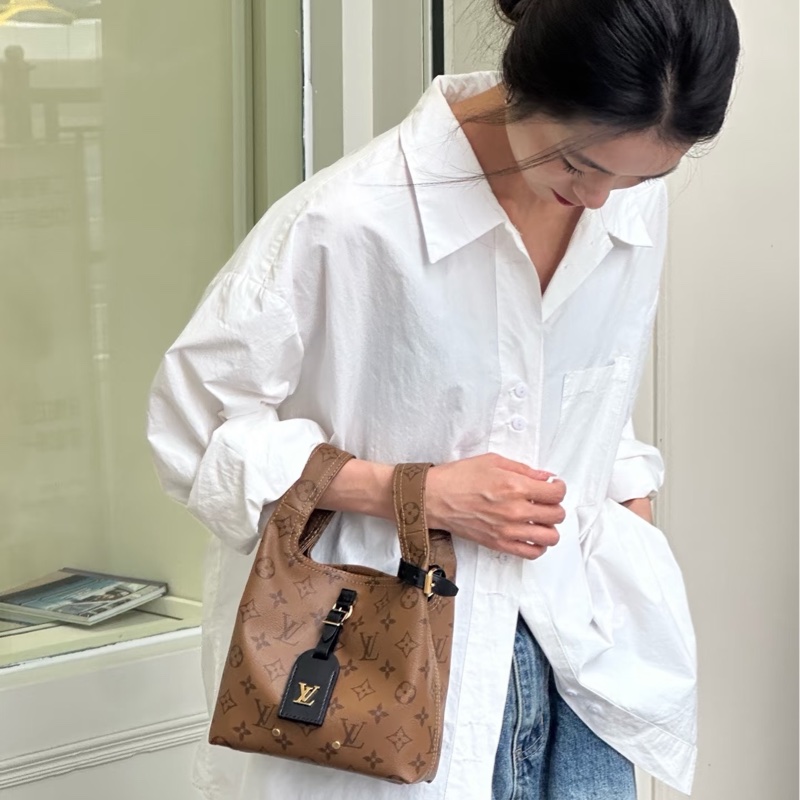 全新LV老花Atlantis BB菜籃子M46816-19