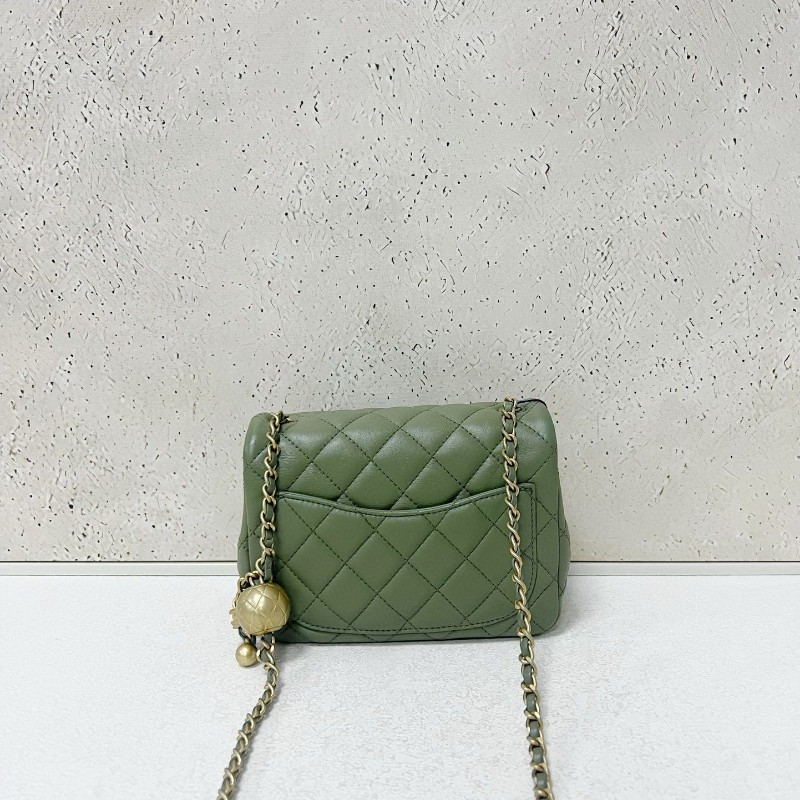 Chanel mini-7