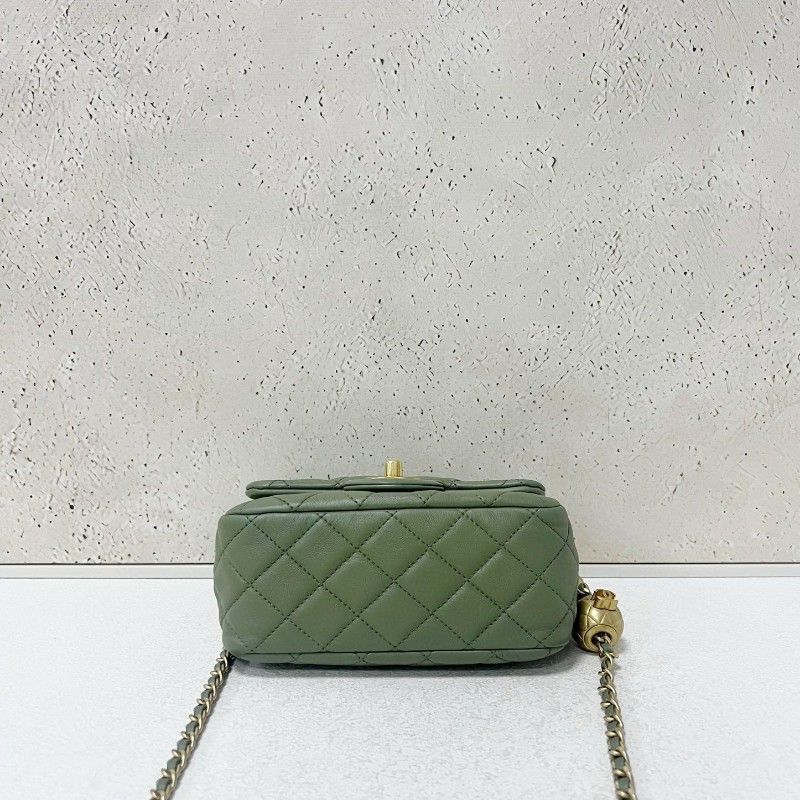 Chanel mini-8