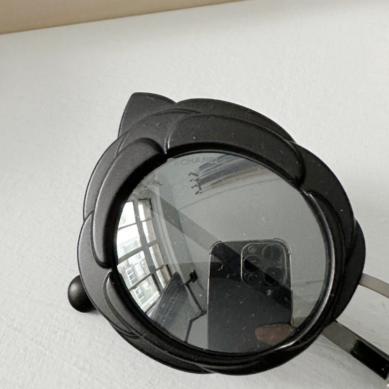 Chanel 山茶花 花瓣鏡框 太陽眼鏡 黑框-15