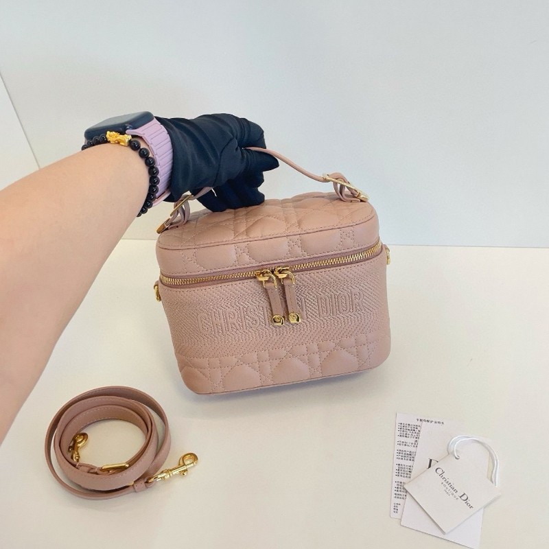 Dior Vanity-5