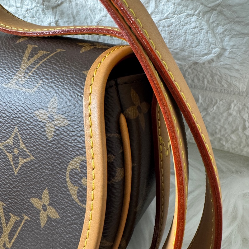 Lv Tambourin 老花鈴鼓包 馬鞍包 小豬包 M44860-25