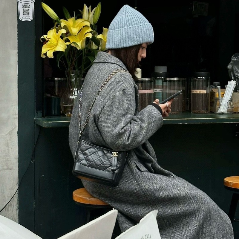 Chanel 黑金流浪包 小號-6