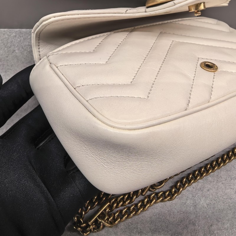 Gucci古馳 馬蒙Marmont 迷你mini 白色斜背包肩背包-11