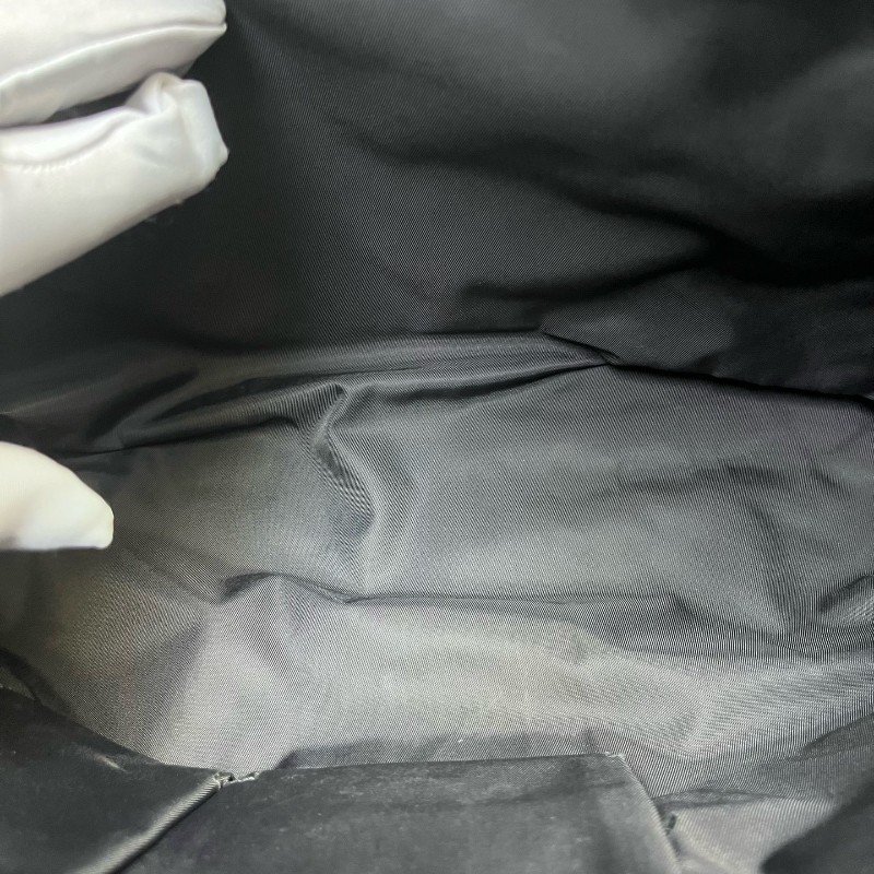 Gucci古馳黑色全皮壓紋郵差包 肩背包斜背包-5