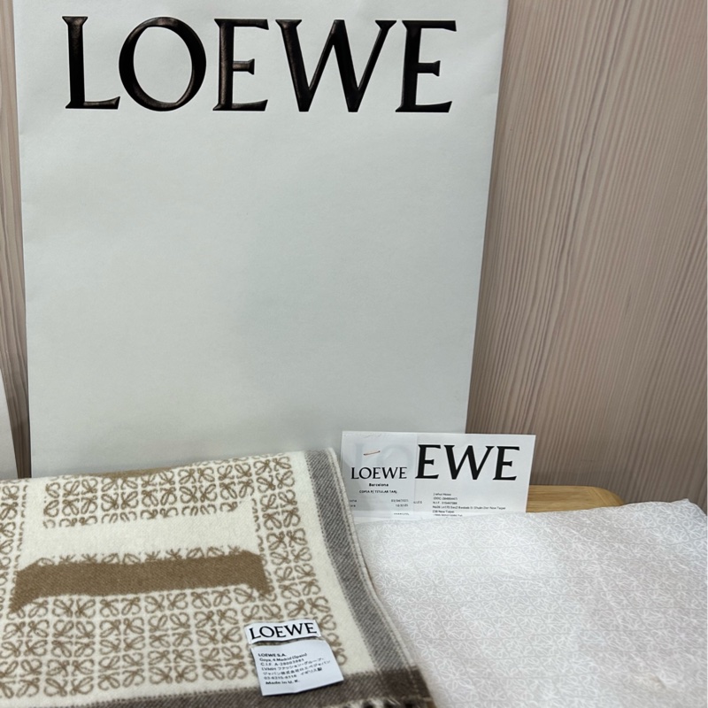 全新 Loewe雙面羊毛混羊絨圍巾 奶茶色 大地色-4