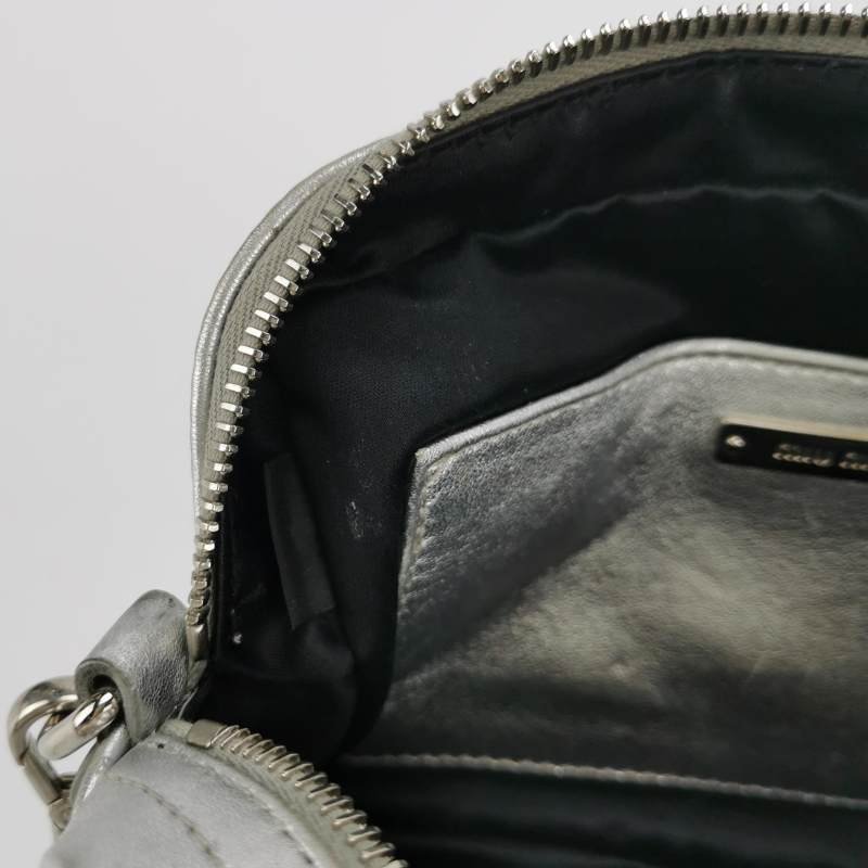 Miu Miu 羊皮 純色 亮片 字母 logo 拉鍊 相機包 斜背包-7