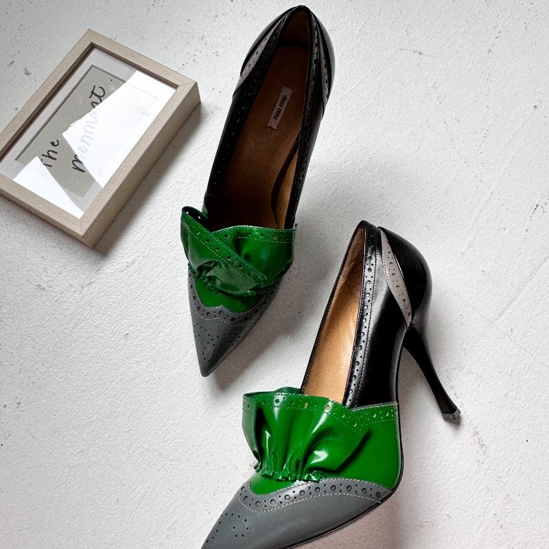 Miu Miu 綠緞帶 尖頭跟鞋-0