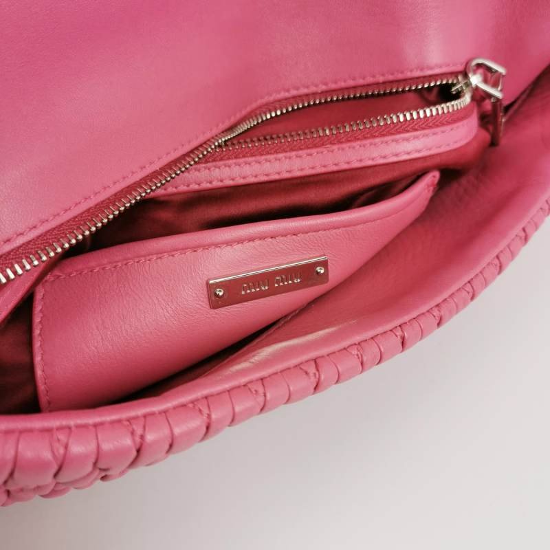 Miu Miu Crystal 系列 羊皮 純色 褶皺 珩縫鑽飾 單肩包-7