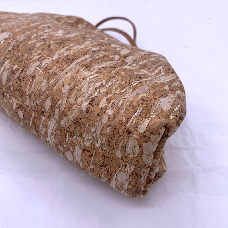 葆蝶家 bv限量款雲朵斜挎包-9