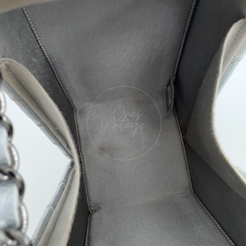 [PRE-OWNED] CHANEL IRIDESCENT SILVER GOATSKIN MILK CARTON BAG-9