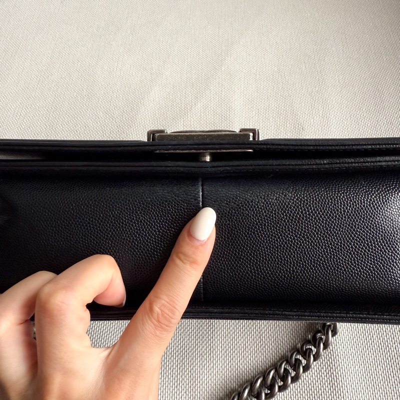 Chanel Boy 黑色菱格紋荔枝皮25cm-10