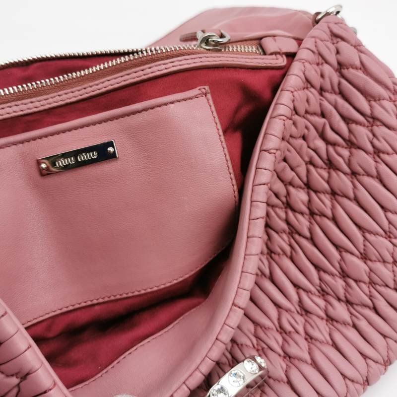 Miu Miu Matelasse 羊皮 純色 褶皺 金屬 旋扣 單肩包-6