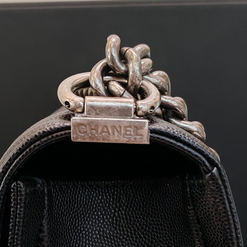 Chanel medium boy 
荔枝牛皮銀扣-18