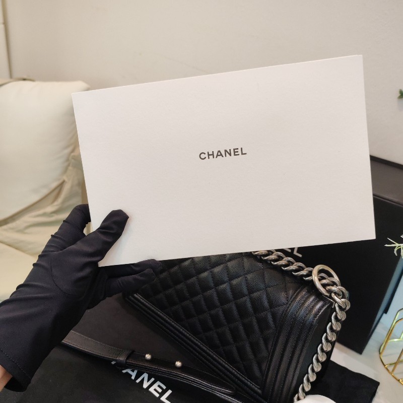 Chanel medium boy 
荔枝牛皮銀扣-25