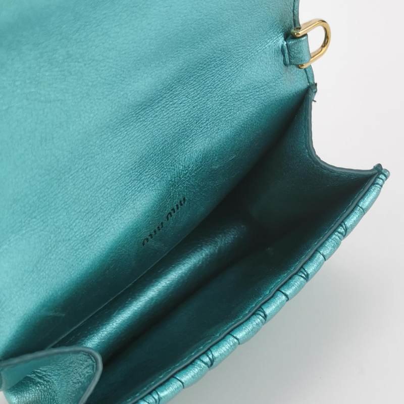 Miu Miu 羊皮 純色 褶皺 水鑽扣 斜背包 單肩包-6