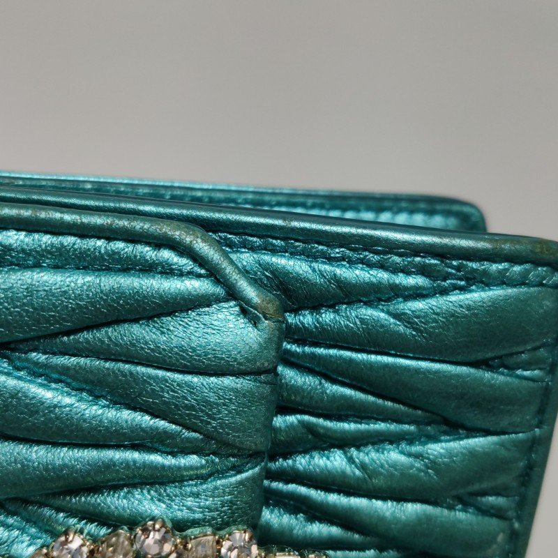 Miu Miu 羊皮 純色 褶皺 水鑽扣 斜背包 單肩包-14