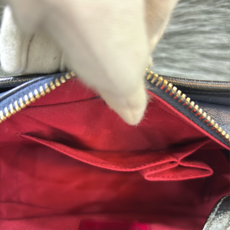 CHANEL A91810 gabrielle HOBO 20公分 缺貨款 黑色 藍色 雙色 撞色 流浪包 斜背包 肩背包 側背包-33