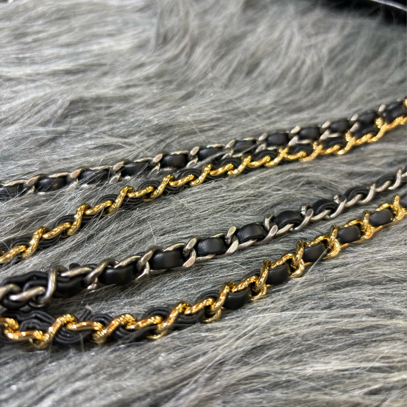 CHANEL A91810 gabrielle HOBO 20公分 缺貨款 黑色 藍色 雙色 撞色 流浪包 斜背包 肩背包 側背包-43