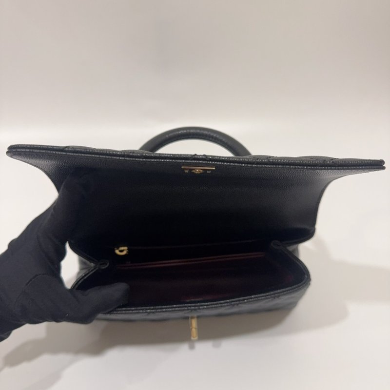 Chanel黑色金釦菱格紋荔枝皮小號CoCo Handle/A92990-10