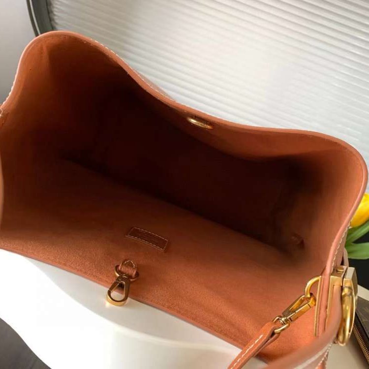 全新 LV Low Key Hobo PM 焦糖琥珀色手提肩背包 鎖頭包 M25354-1