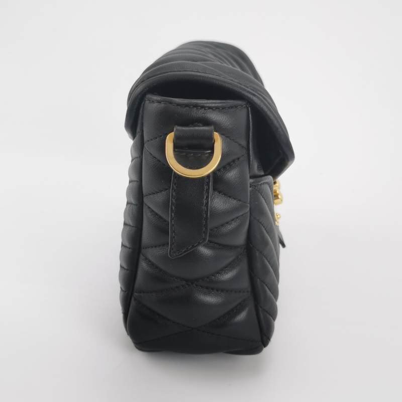 Miu Miu 羊皮 純色 絎縫 金屬扣環 斜挎包 單肩包-3