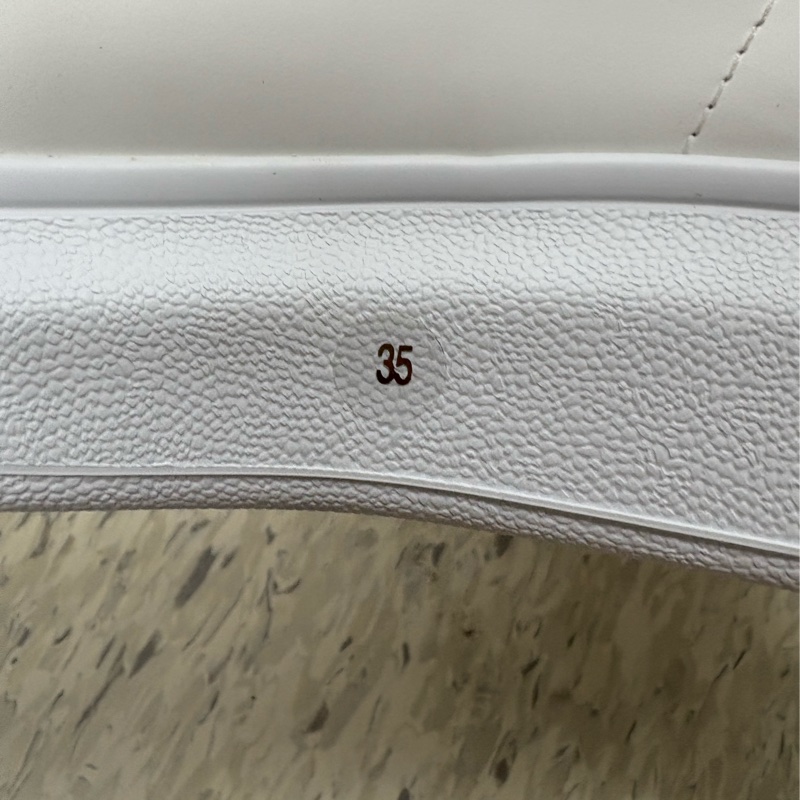 Alexander McQueen Oversized鞋 白色(玫瑰金邊) Size 尺碼EU 35-10