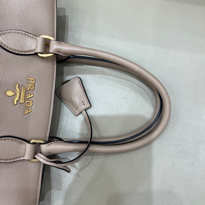 Prada奶茶色十字紋牛皮手提斜挎包 尺寸26*22cm-13