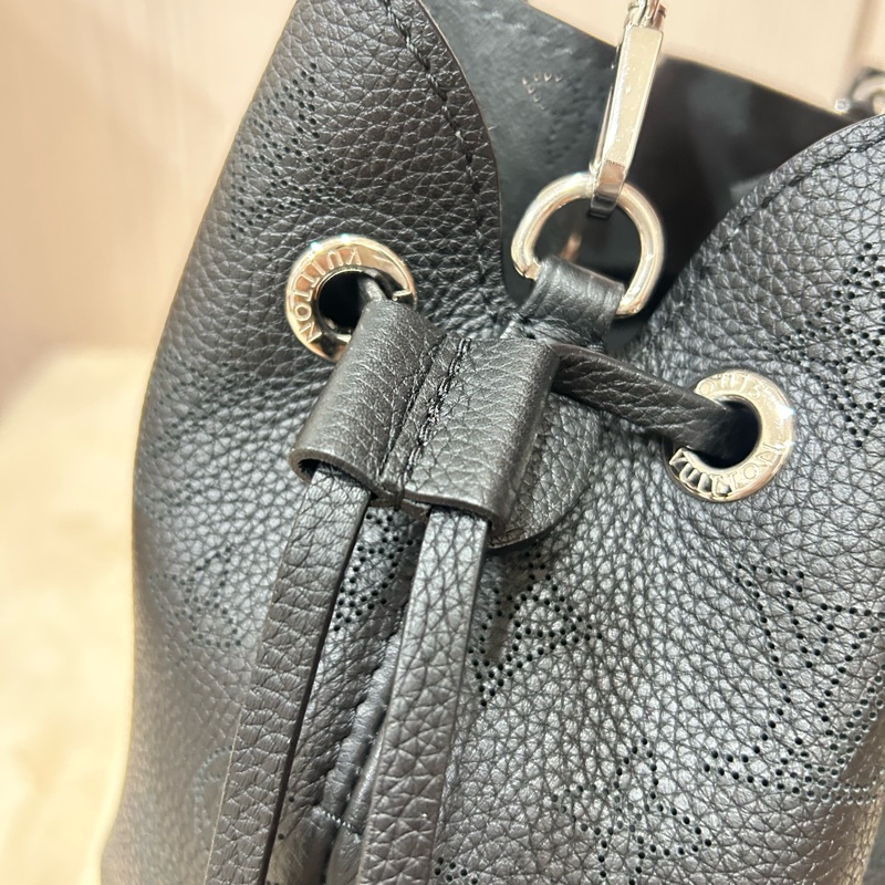 #極新 Lv M57070 bella 晶片款 月光女神 水桶包 肩背包-11