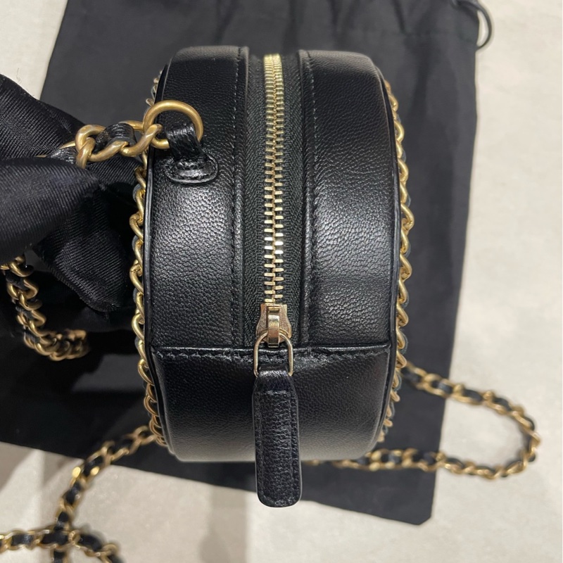 Chanel 羊皮小圓餅 30開  尺寸約12x12x4.5cm 附件：塵袋 卡~-3