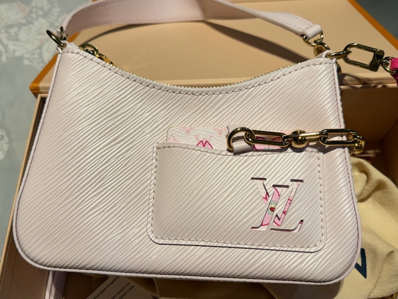 LV 村上隆聯名款櫻花粉限量肩背斜背兩用包-2