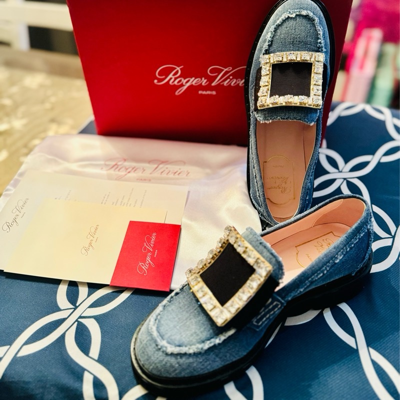 2025 Roger vivid 鑽扣藍色牛仔、單寧樂福鞋、休閒鞋 * 35 1/2-0