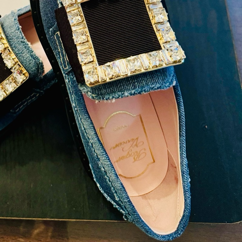 2025 Roger vivid 鑽扣藍色牛仔、單寧樂福鞋、休閒鞋 * 35 1/2-2