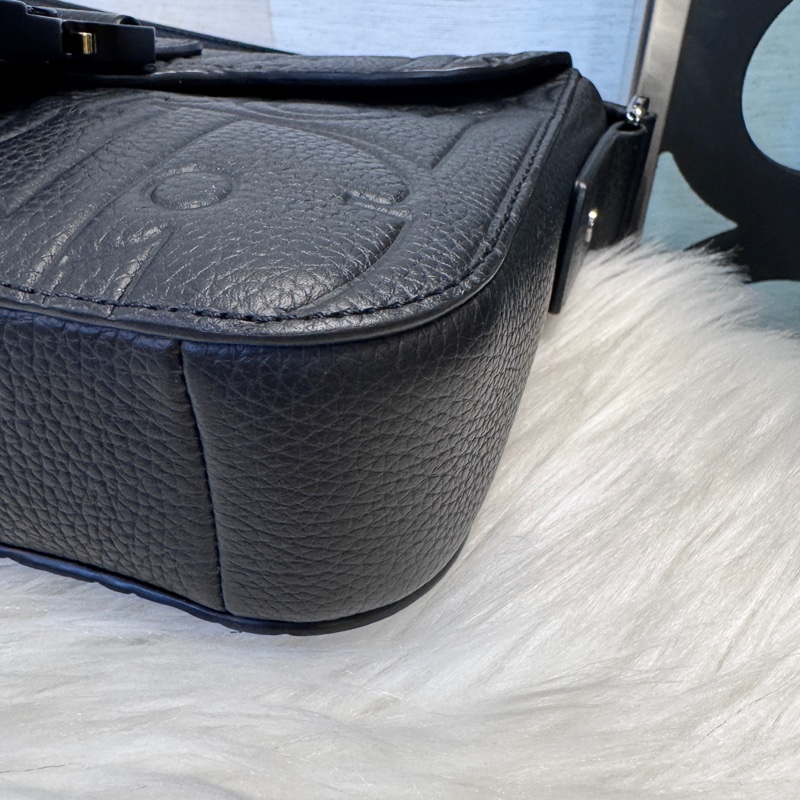 Dior Saddle黑牛皮壓紋郵差包 包況漂亮😻-6