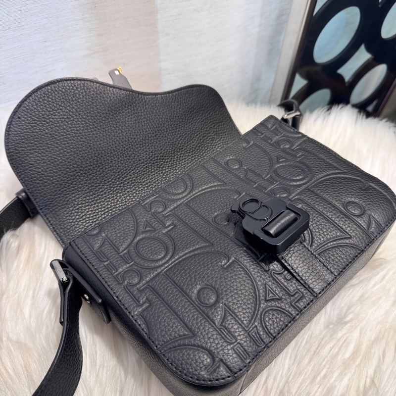 Dior Saddle黑牛皮壓紋郵差包 包況漂亮😻-8