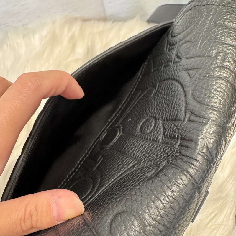 Dior Saddle黑牛皮壓紋郵差包 包況漂亮😻-11