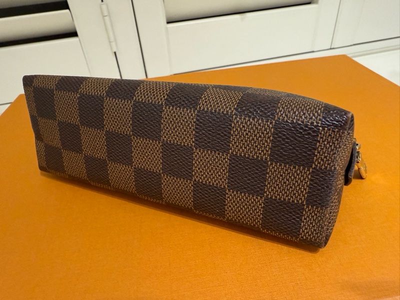 LV化妝包9.5成新-7