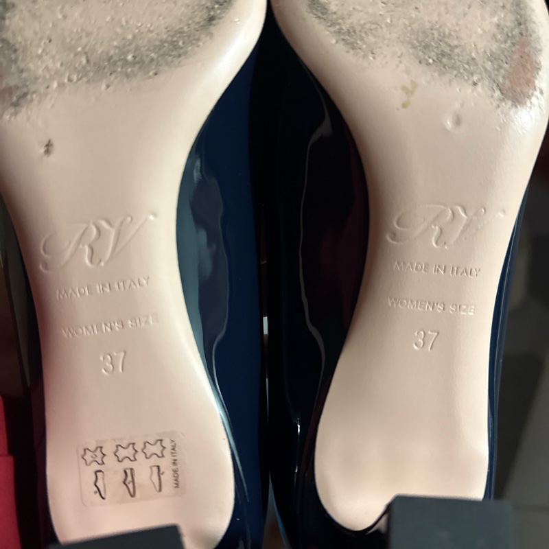 Roger vivier tormpette 喇叭跟漆皮高跟鞋-9