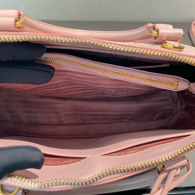 PRADA 貝殼包櫻花粉 手提包肩背包斜背包-14