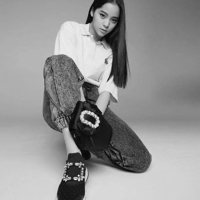 促銷品Roger Vivier Viv Run 水晶鑽方釦 運動鞋 36.5 碼-4