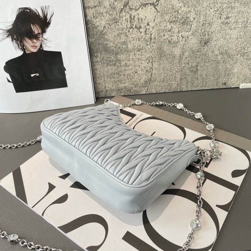 Miumiu Matelassé褶皺可拆卸鏈條拉鍊羊皮 斜挎包單肩包-3