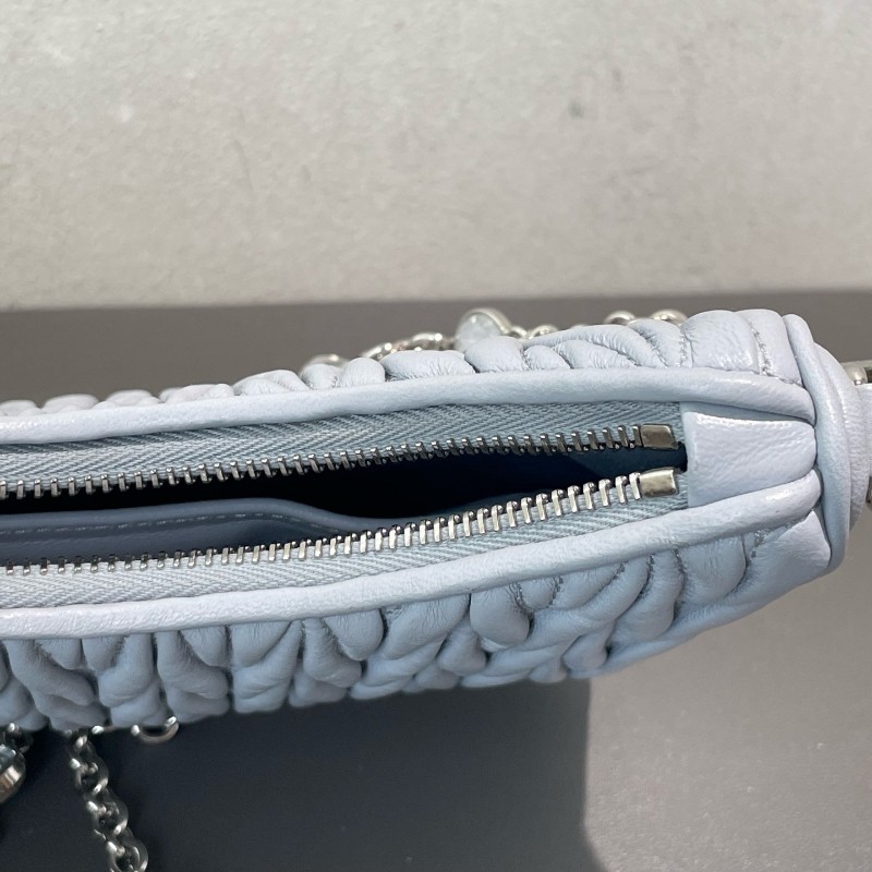 Miumiu Matelassé褶皺可拆卸鏈條拉鍊羊皮 斜挎包單肩包-10