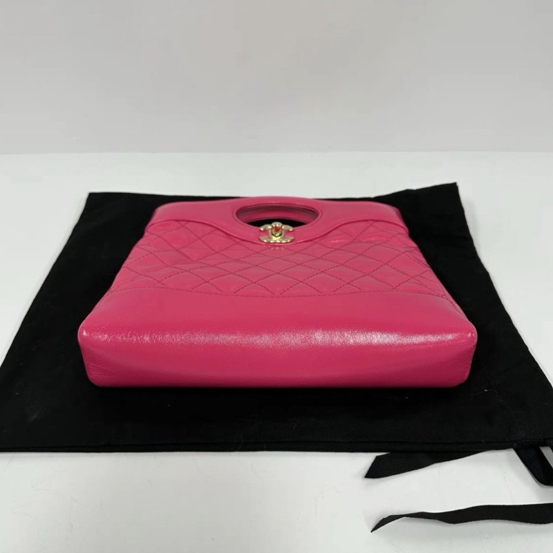 CHANEL 桃紅色金扣31bag mini手提肩背斜背包 22*5.5*23 98新配件塵袋-3