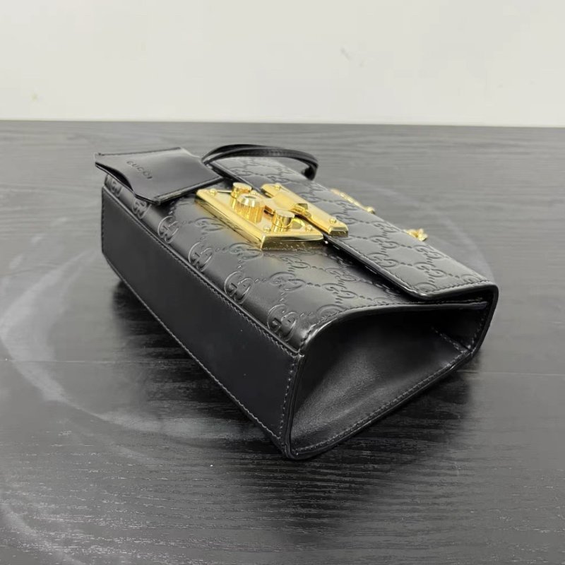 GUCCI 黑金金扣 Padlock老花LOGO壓紋盒子肩背斜背包20*13*7.5 98新配件塵袋-3