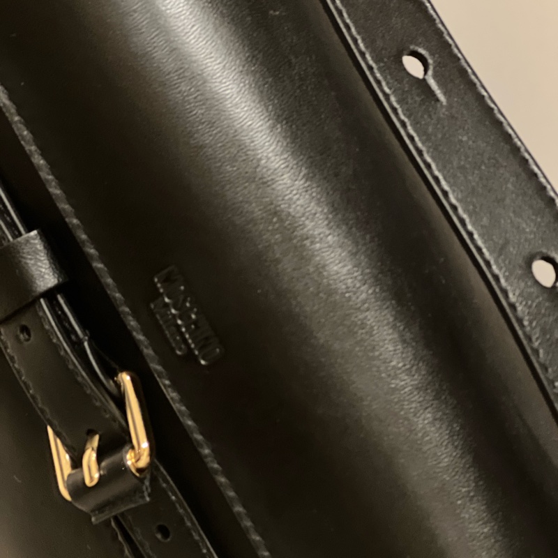 MOSCHINO Tie Me 腰帶包-14