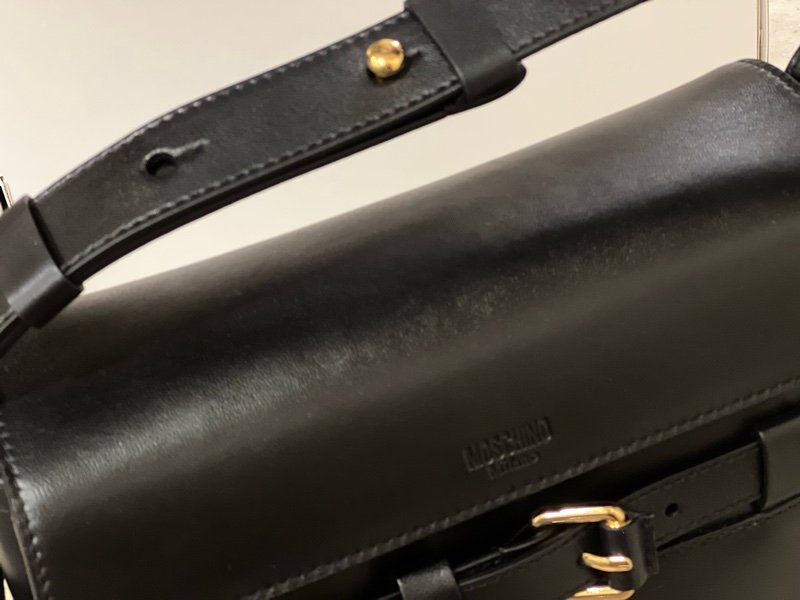 MOSCHINO Tie Me 腰帶包-23